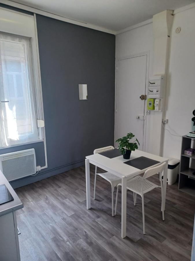 Le Carnot Proche Gare Et Iut Chez Adrien Apartment Saint-Quentin  Exterior foto