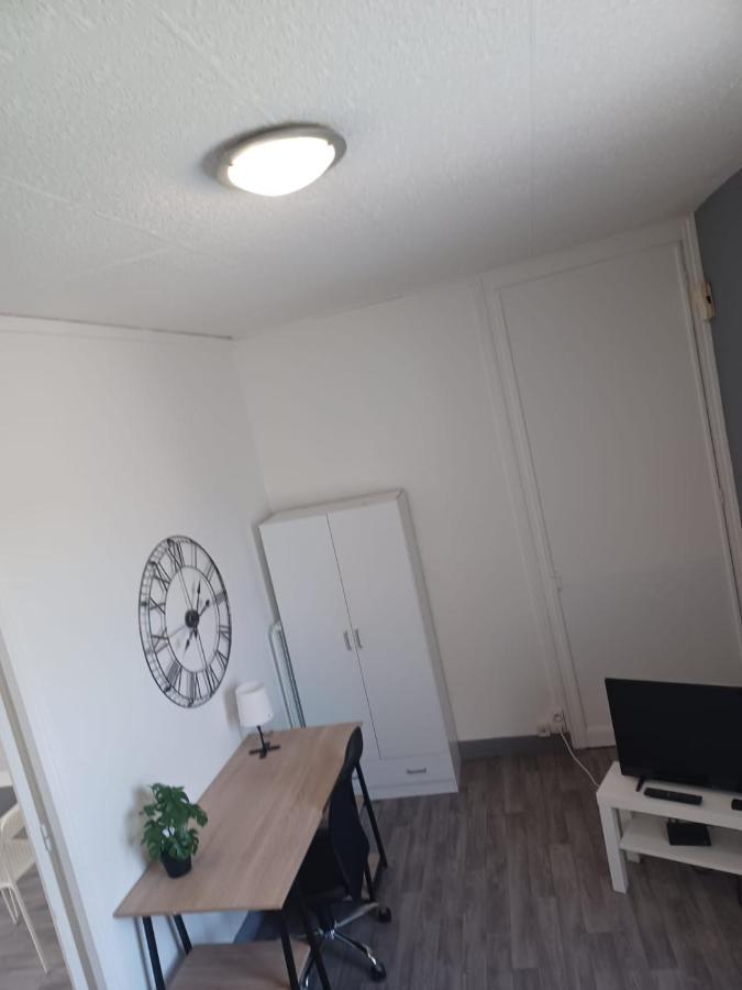 Le Carnot Proche Gare Et Iut Chez Adrien Apartment Saint-Quentin  Exterior foto
